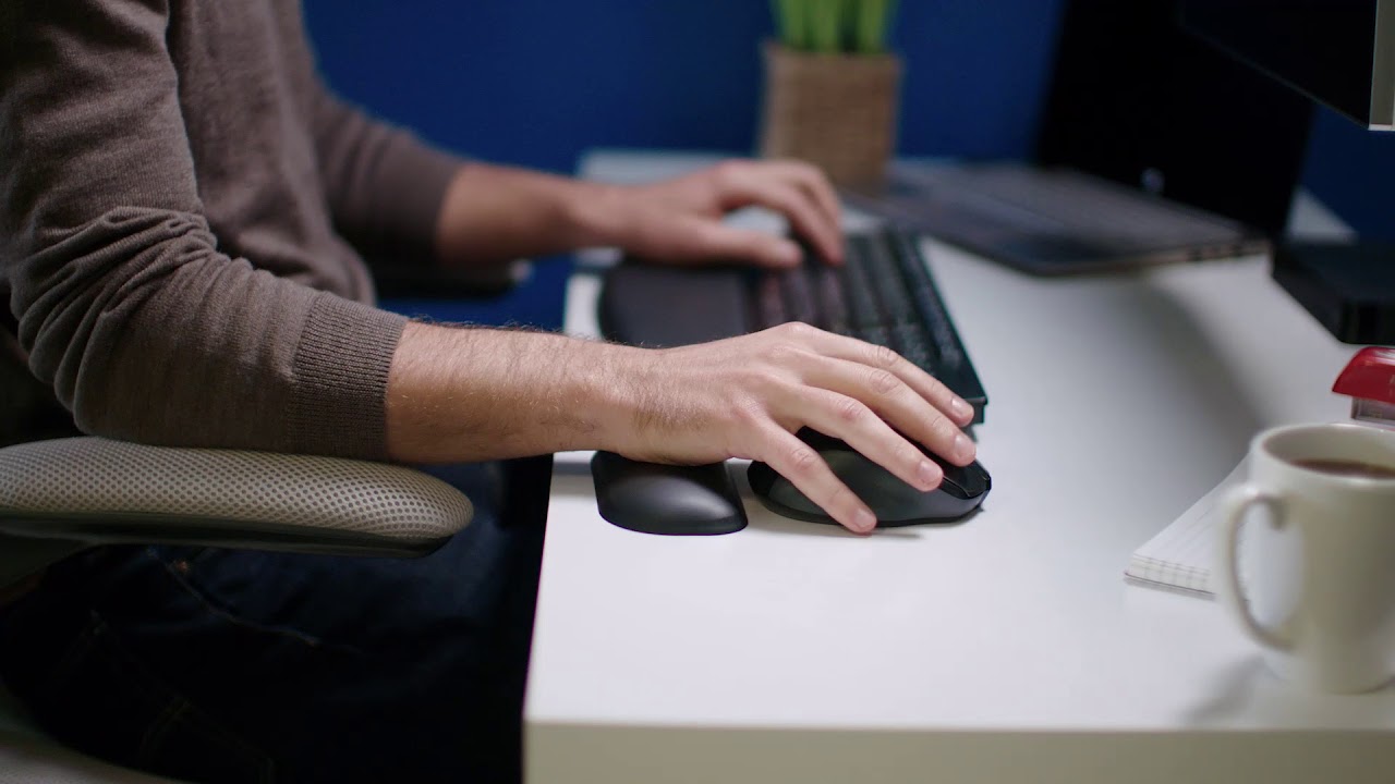 Kensington ErgoSoft Wrist Rests - YouTube